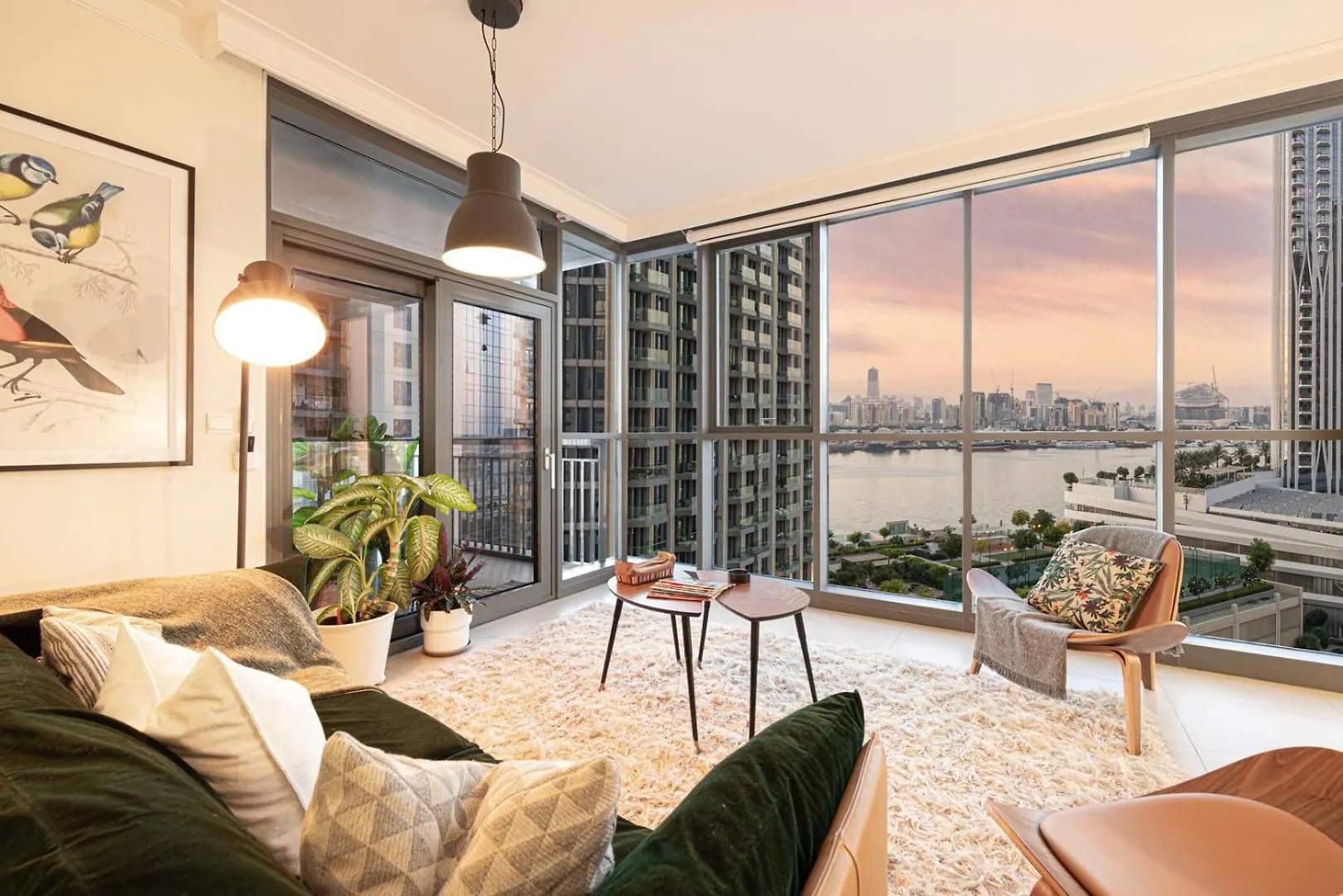 Luxe | Elegant 2Br | Harbour View | Stylish & Cozy Apartment Dubai