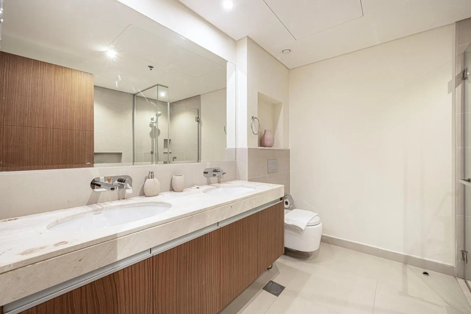 Luxe | Elegant 2Br | Harbour View | Stylish & Cozy Apartment Dubai United Arab Emirates